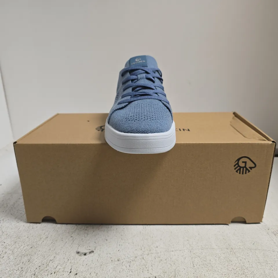 BOXED PAIR OF GIESSWEIN WOOL TRAINERS IN DENIM BLUE SIZE UK 10