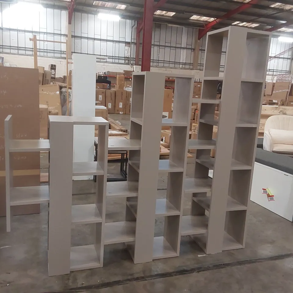 MODERN STAIRCASE DESIGN DIVIDER BOOKCASE WITH 21 OPEN SHELVES