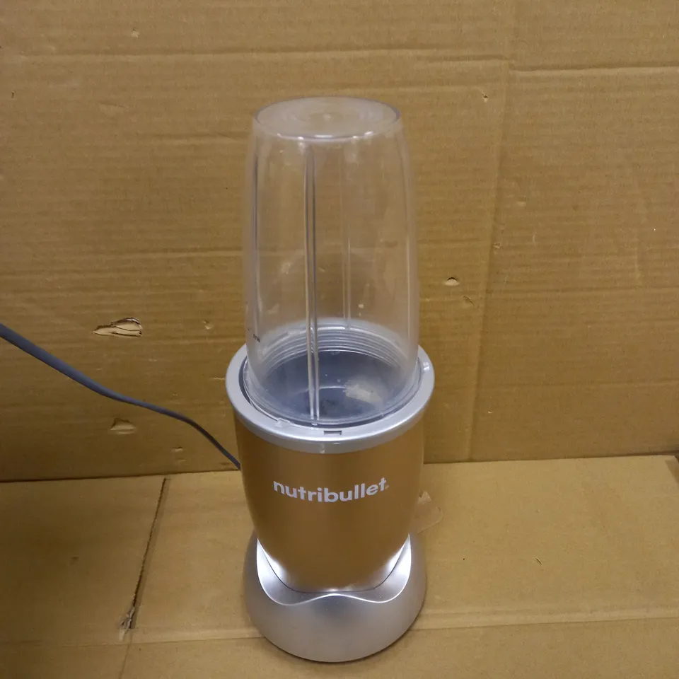 NUTRIBULLET 900 SERIES BLENDER