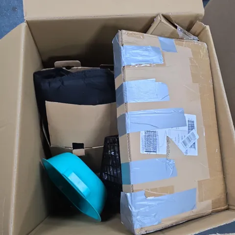 BOX OF APPROX 10 ASSORTED ITEMS 