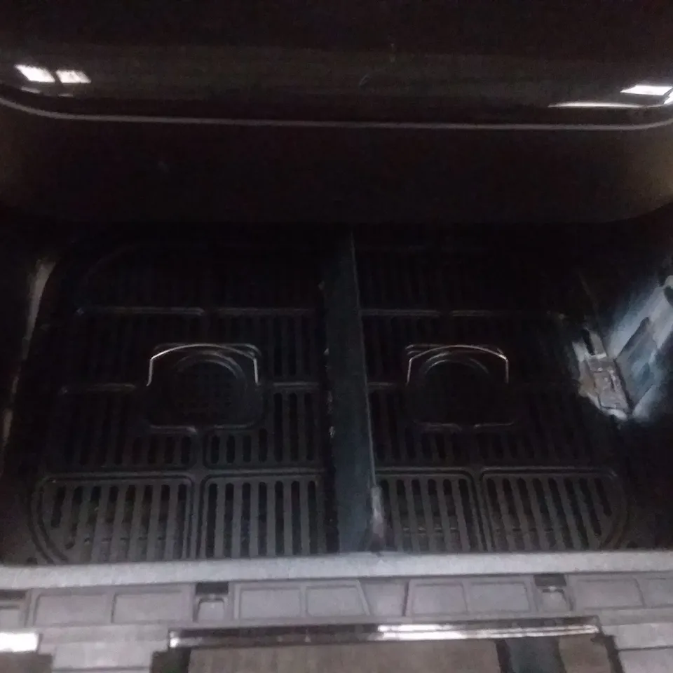 BOXED INSTANT VORTEX 8 IN 1 DUAL AIR FRYER 7.6L 