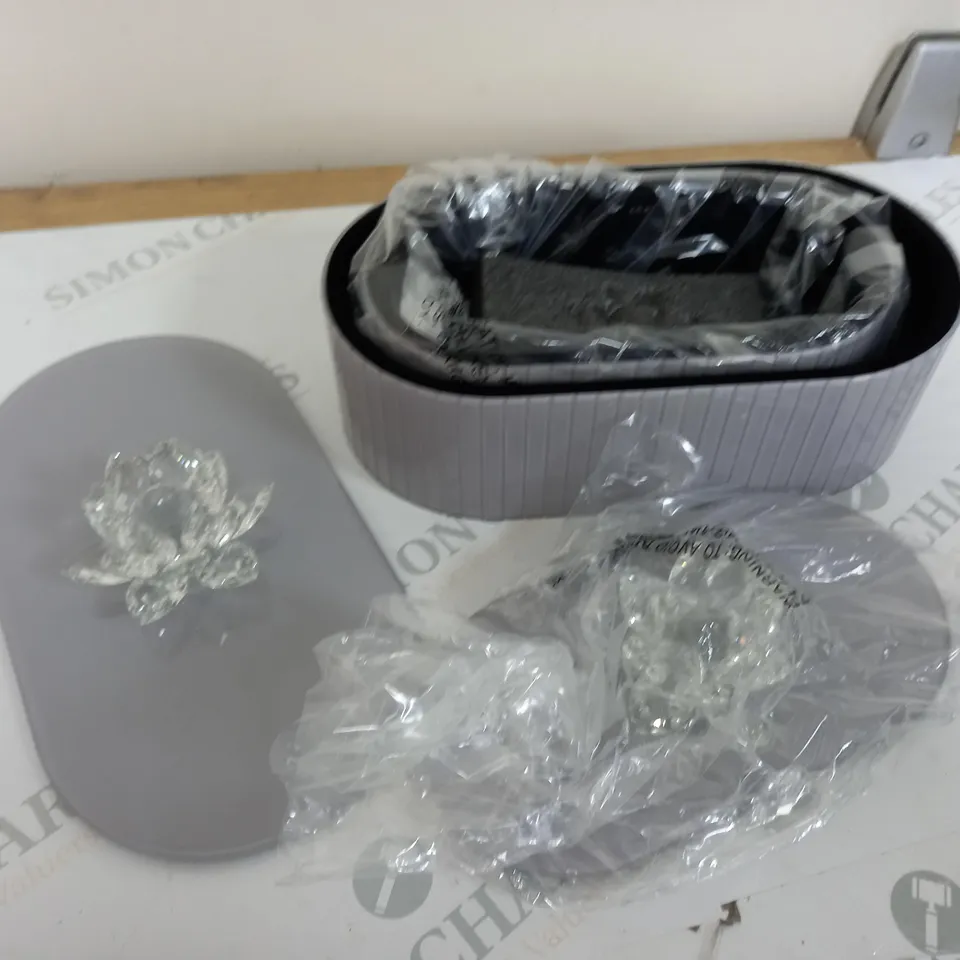 BOXED JM BY JULIEN MACONDALD SET OF 2 TRINKET BOXES