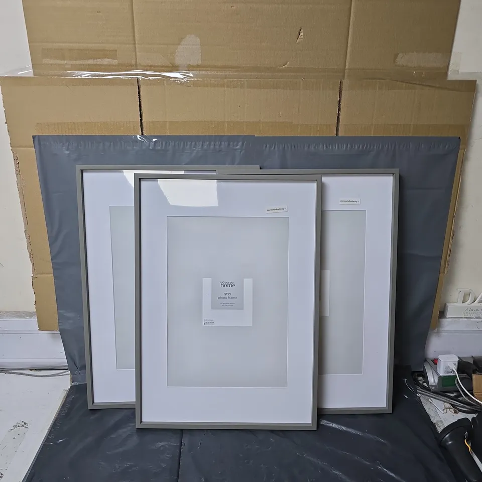 3 PACK OF A2 PHOTO FRAMES