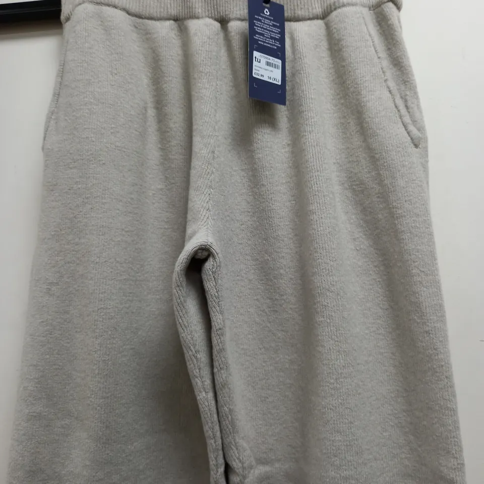 JACK WILLS KNITTE JOGGERS IN STONE - SIZE 16 (XL) 