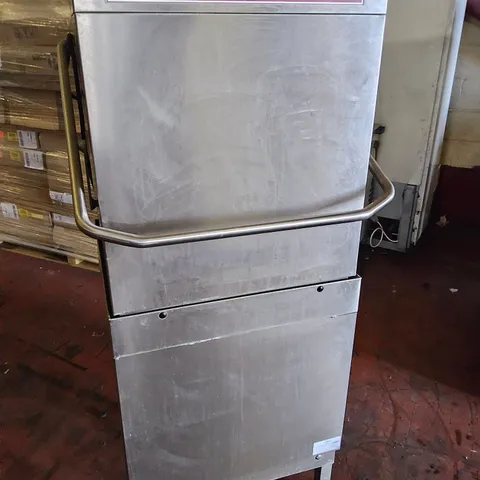 HOBART BARAID S900-10N HOOD TYPE DISHWASHER