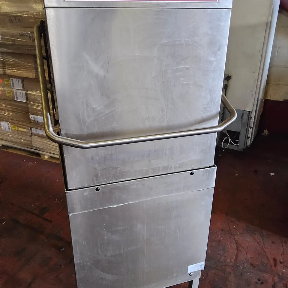 HOBART BARAID S900-10N HOOD TYPE DISHWASHER