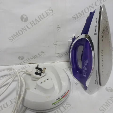 RUSSELL HOBBS FREEDOM CORDLESS 2400W IRON