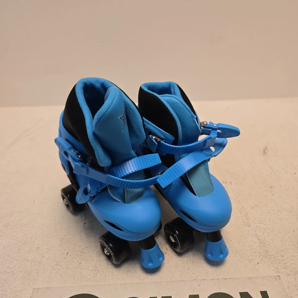 XOOTZ ADJUSTABLE KIDS' INLINE SKATES, BLUE, UK 13–3 (ADJUSTABLE)