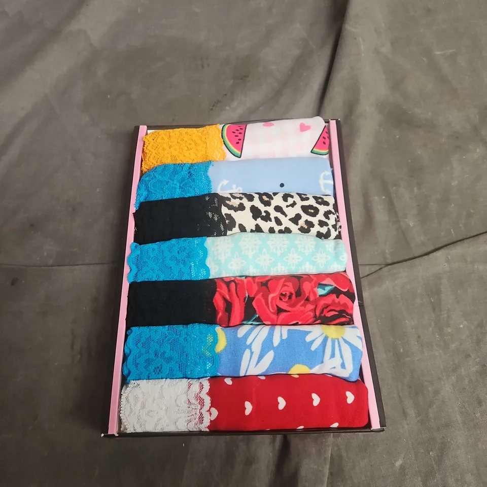 VICTORIA'S SECRET 7-PAIR WOMEN'S UNDERWEAR SET – BOXED, ASSORTED PRINTS