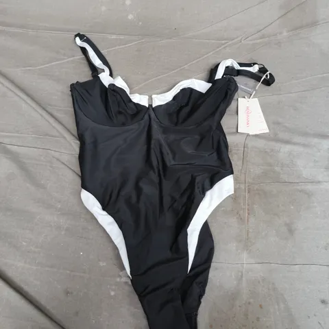 BRAVISSIMO LAKE COMO SKINSUIT IN BLACK/WHITE - UK 34E