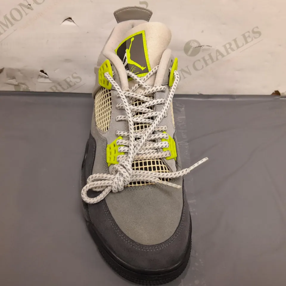 BOXED PAIR OF NIKE AIR JORDAN 4 RETRO SHOES IN GREY/LIME UK SIZE 9.5