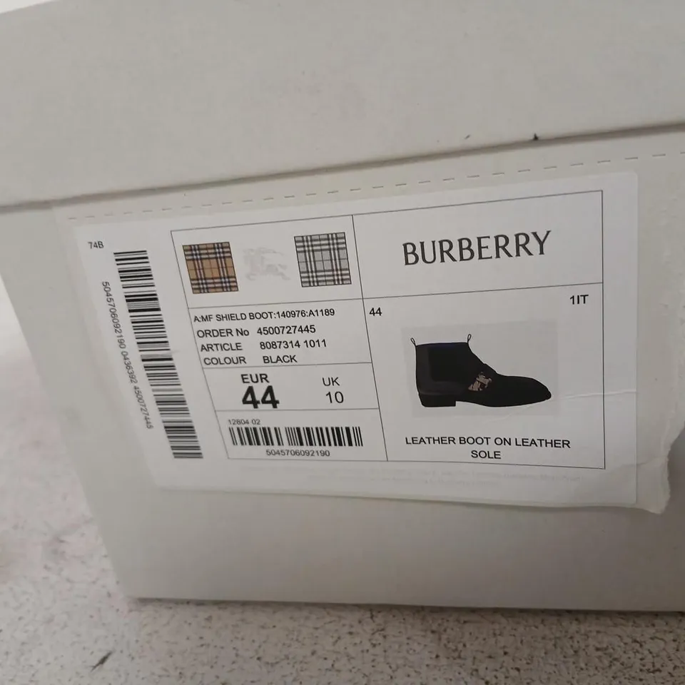 BURBERRY LEATHER CHELSEA BOOTS – BLACK, UK 10 (EU 44)