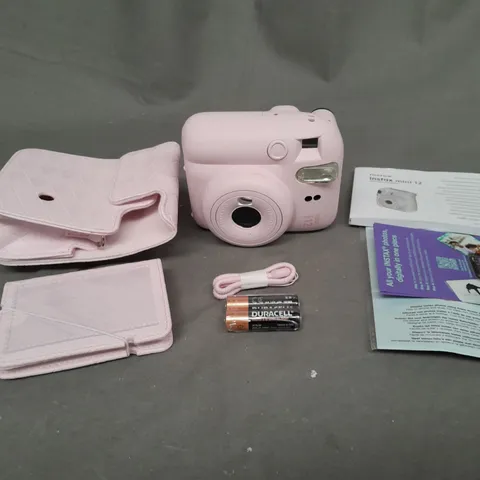 FUJIFILM INSTAX INSTAX MINI 12 INSTANT CAMERA