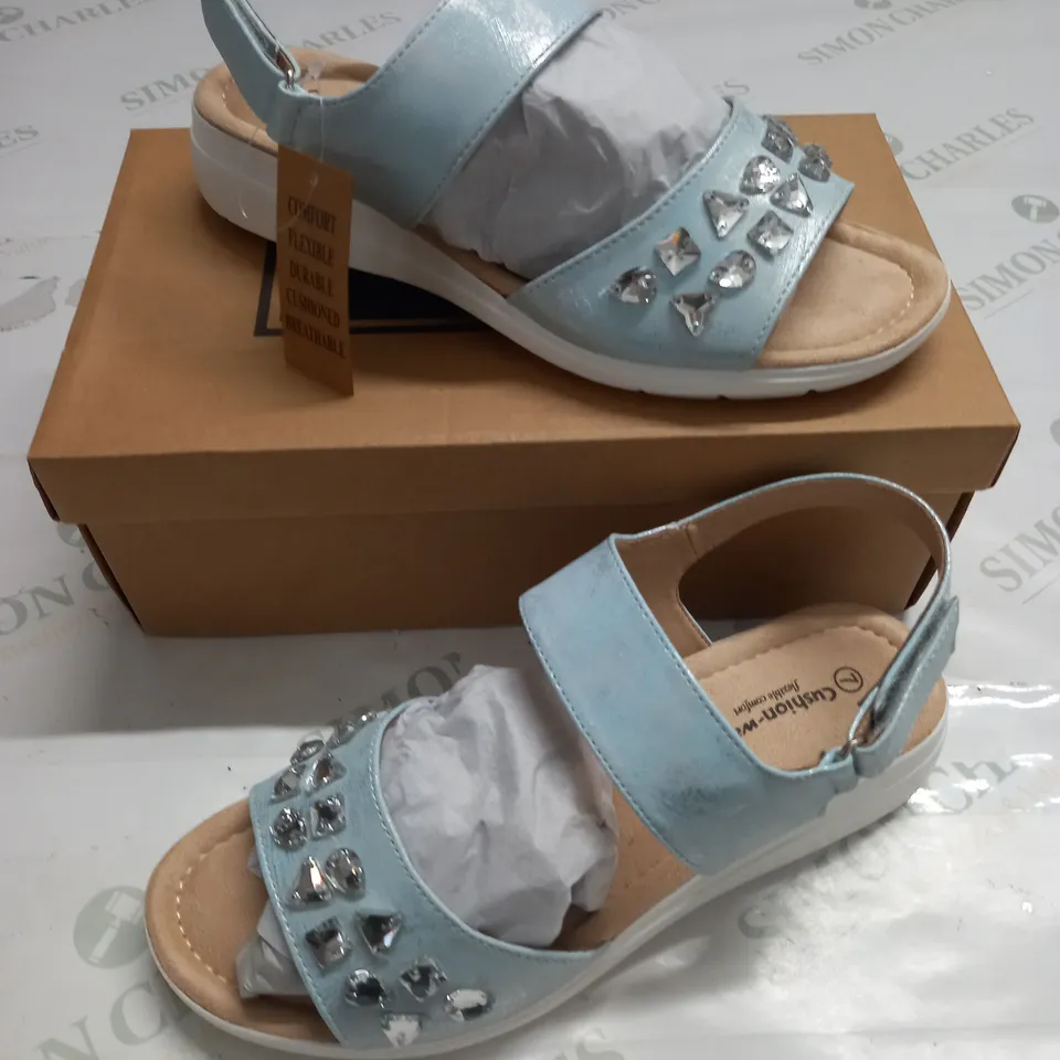 BOXED PAIR OF CUSHION WALK JEWELLED SANDALS IN SILVER - SIZE 7