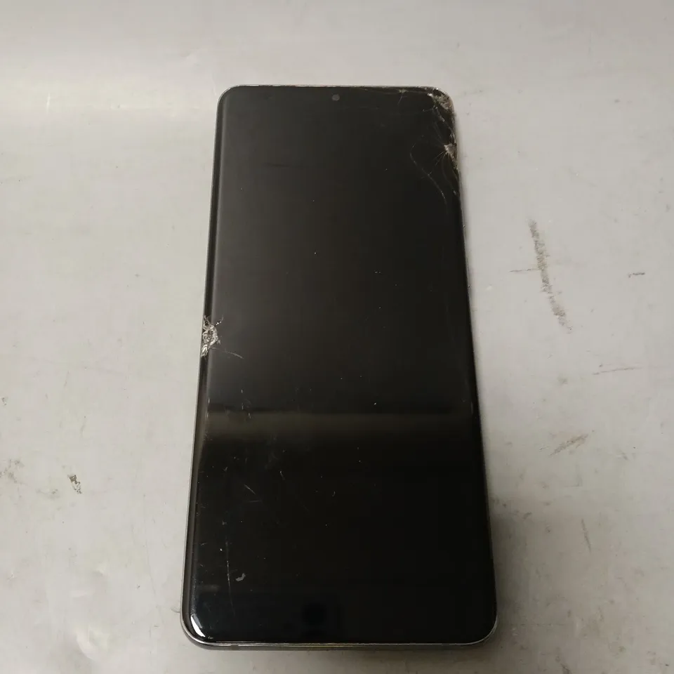 SAMSUNG GALAXY S20 ULTRA 