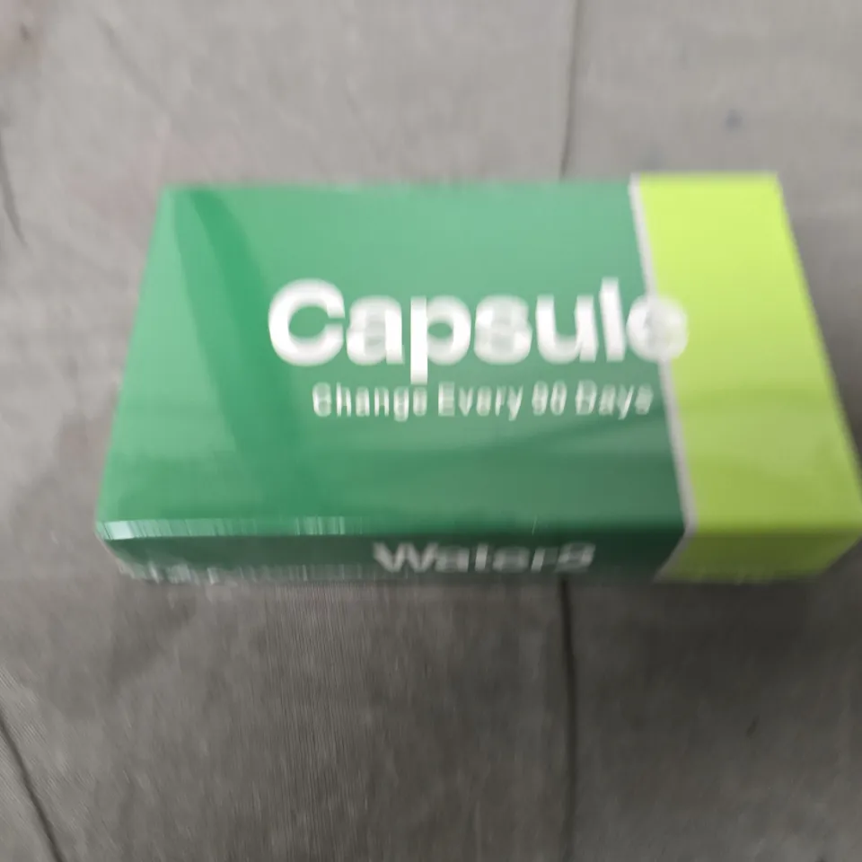 BOXED AND SEALED WATER2 FILTERED SHOWERHEAD CAPSULE