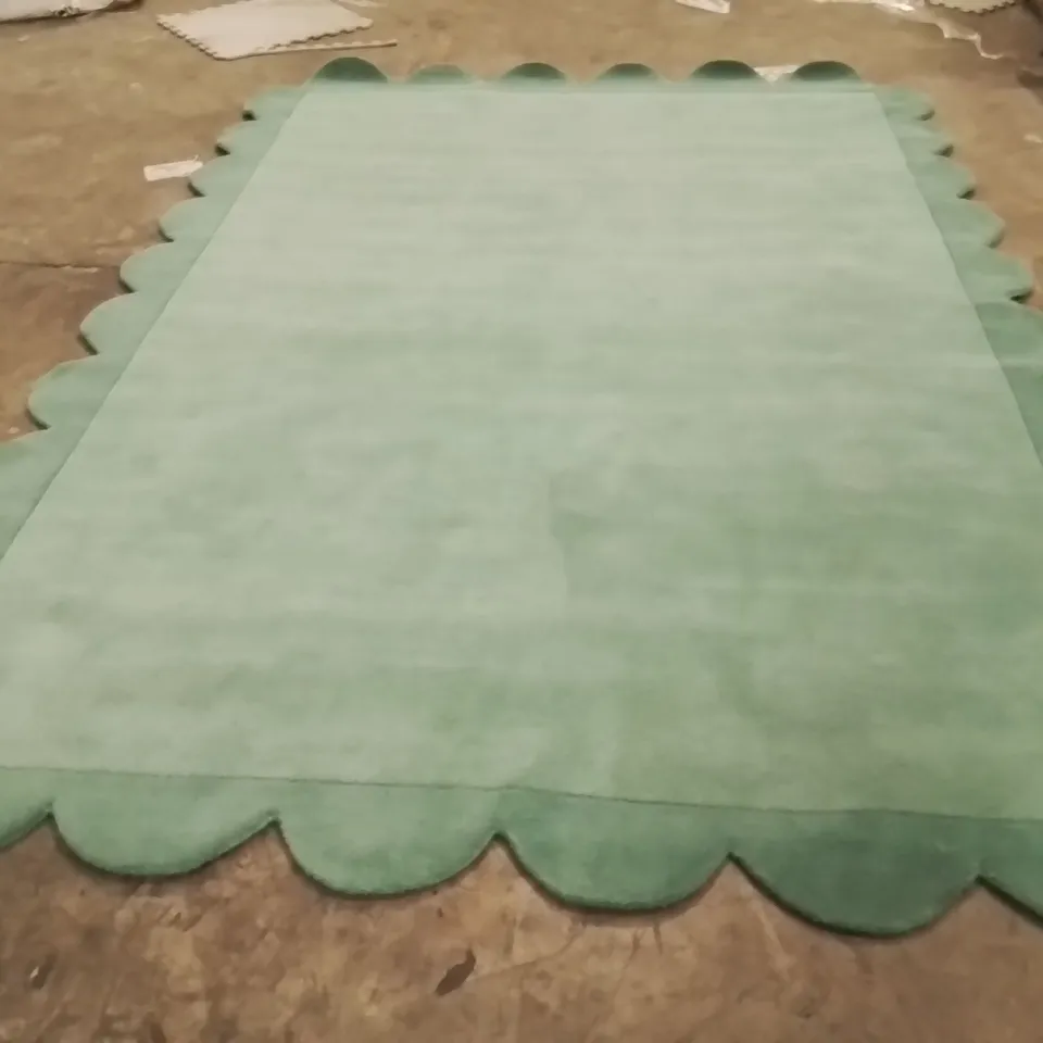 QUALITY DESIGNER AREA RUG - APPROXIMATELY 290X200CM