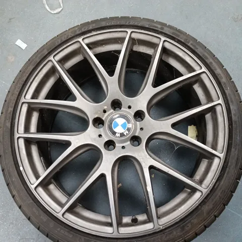 BMW ALLOY WHEEL WITH DUNLOP TYRE – SINGLE WHEEL