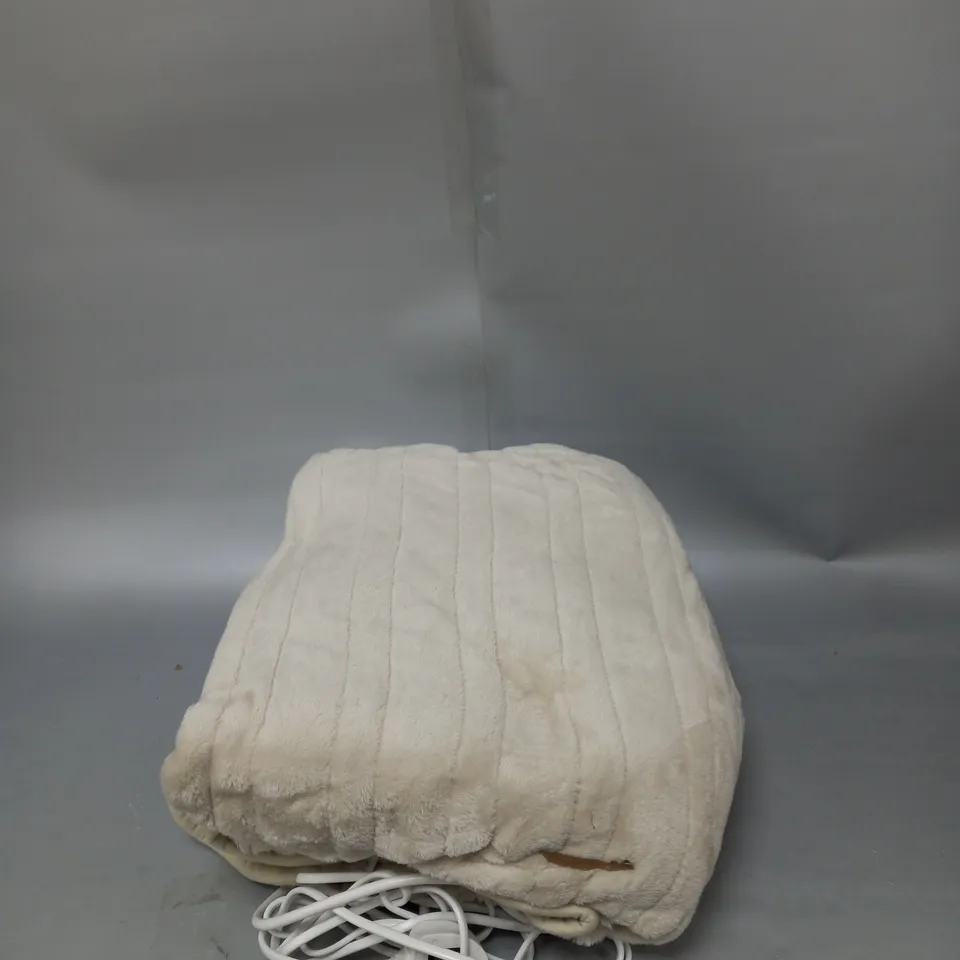 BOXED COZEE HOME VELVETSOFT HEATED THROW IN STONE 