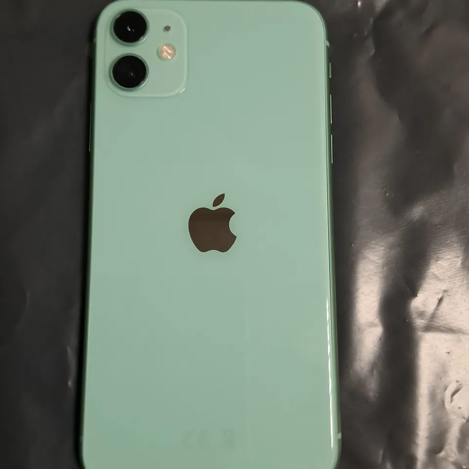 UNBOXED APPLE IPHONE 11 64GB IN GREEN