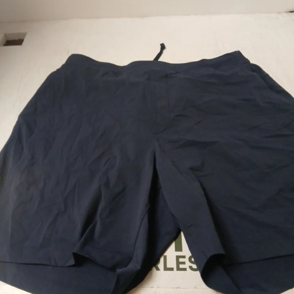 UNIQLO X ROGER FEDERER MEN’S NAVY TRACK SHORTS, SIZE L