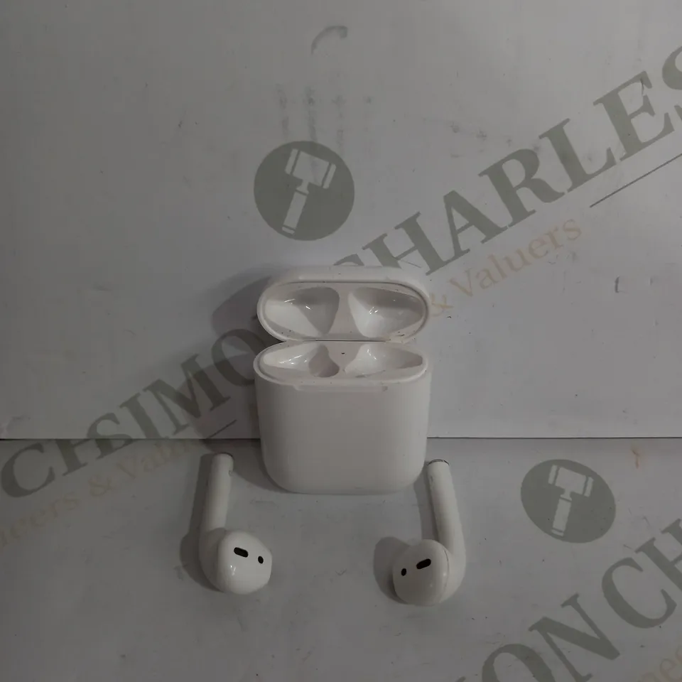 APPLE AIR PODS GEN 1 