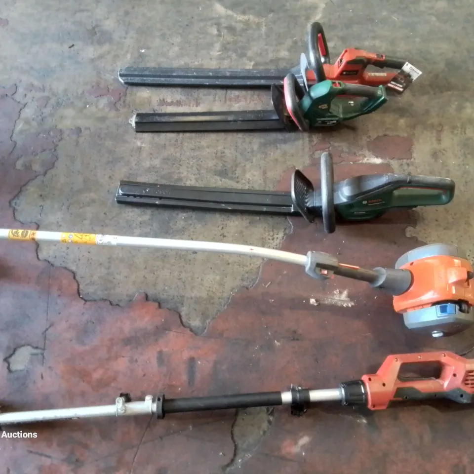 LOT CONTAINING APPROXIMATELY 5 MIXED GARDEN TOOLS. (BATTERIES NOT INCLUDED)