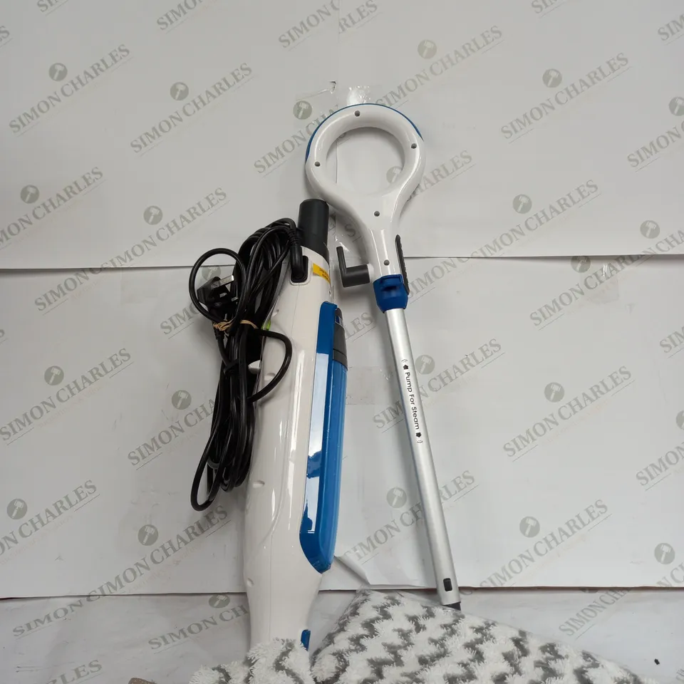 SHARK KLIK AND FLIP STEAM MOP