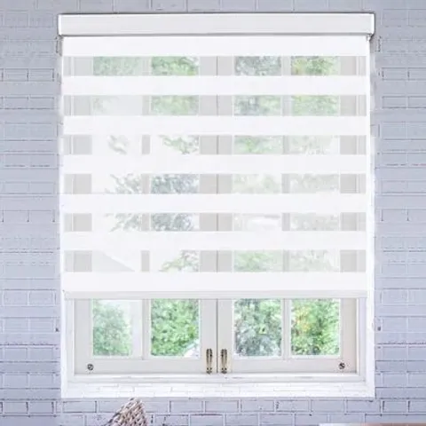 BOXED SEMI-SHEER DAY & NIGHT ROLL-UP BLIND