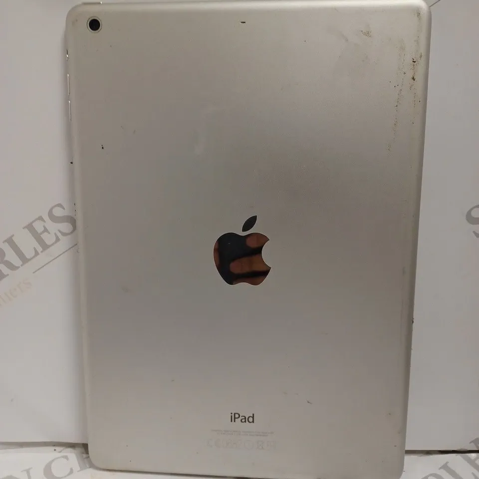 APPLE IPAD MODEL A1474 SILVER