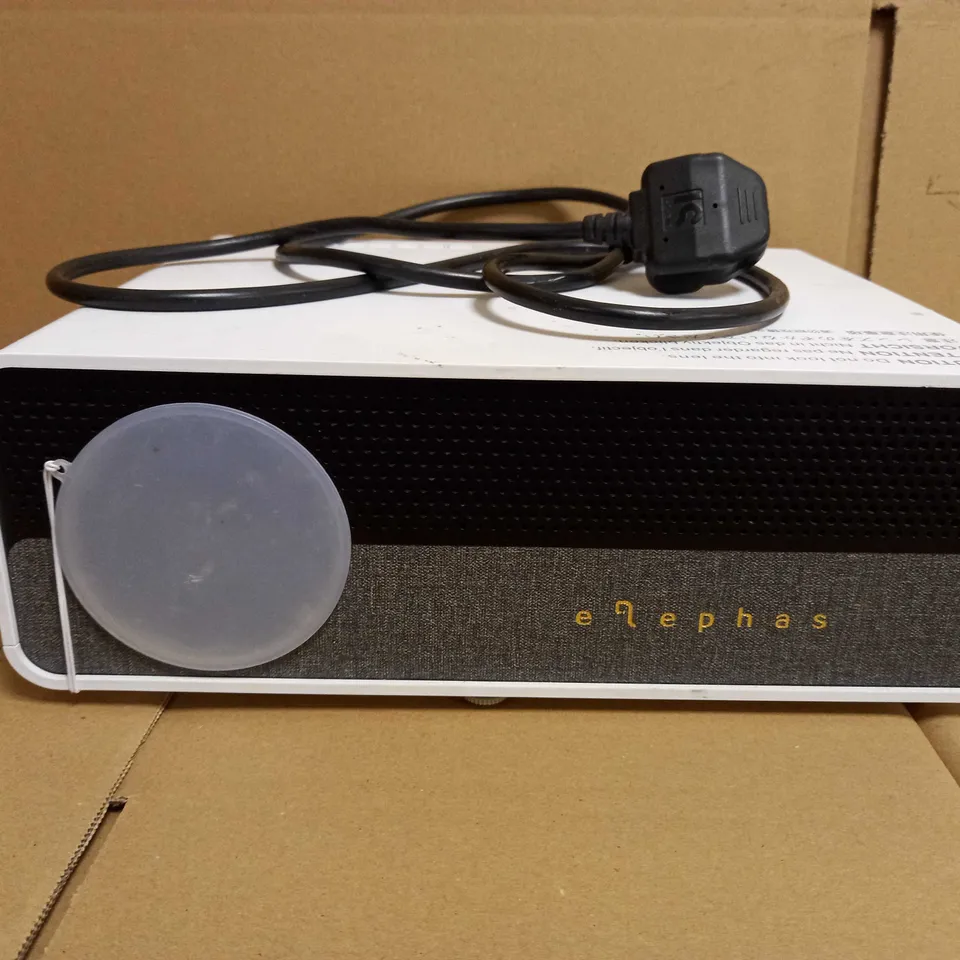 ELEPHAS PROJECTOR Q9 NATIVE