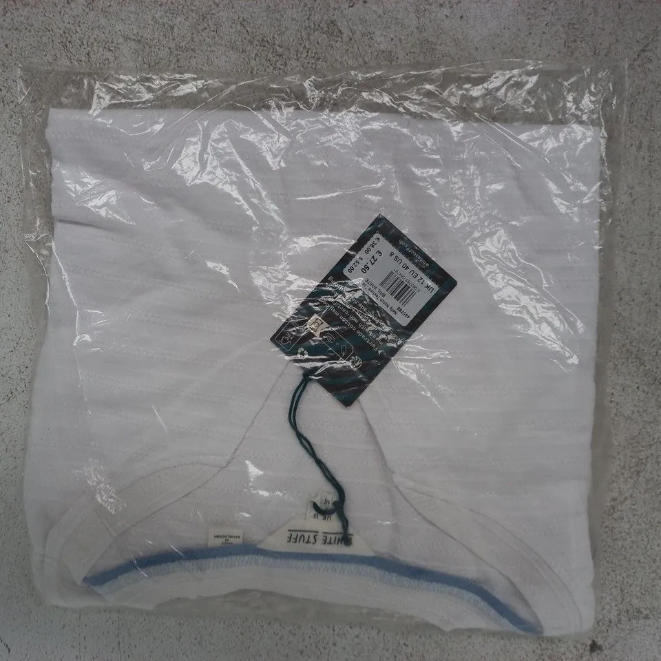 BAGGED WHITE STUFF NELLY NOTCH TEXTURE TEE IN WHITE SIZE UK 12