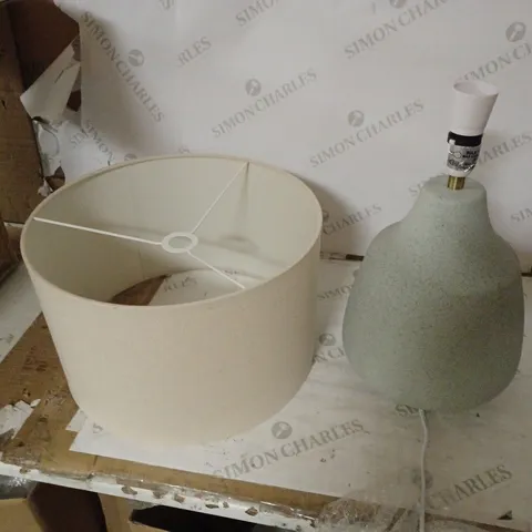 MEADOW CERAMIC TABLE LAMP
