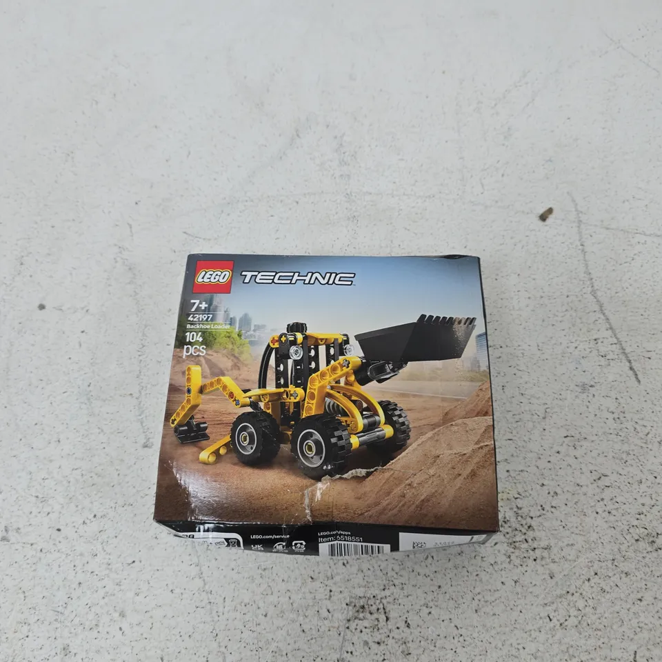 LEGO TECHNIC BACKHOE LOADER – 104 PCS, AGE 7+ (SET 42197)