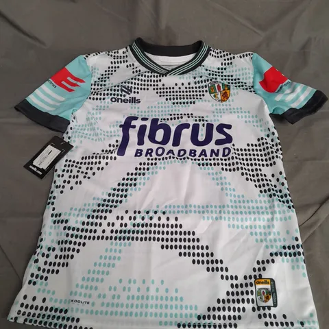 O'NEILLS ANTRIM 2025 TRAINING TOP IN WHITE/MINT SIZE S