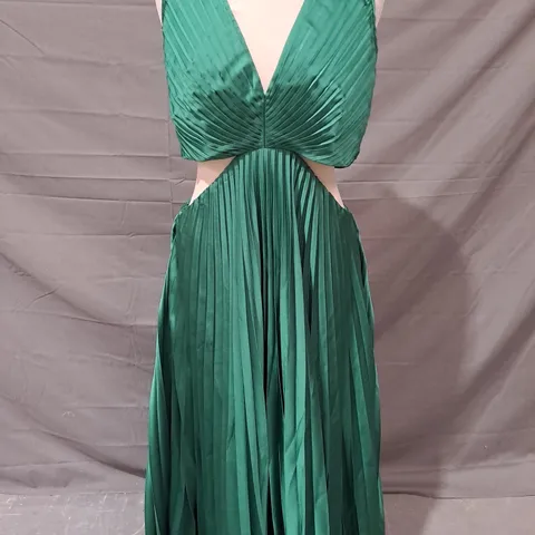 ABERCROMBIE & FITCH DRESS IN GREEN SIZE LARGE