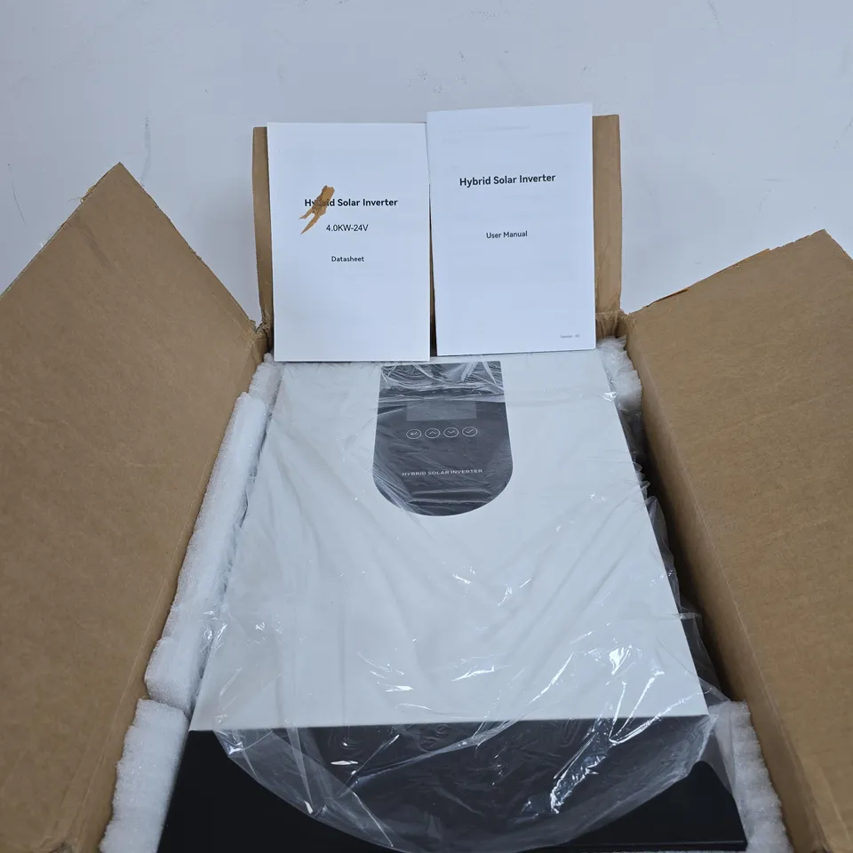 HYBRID SOLAR INVERTER BOXED WITH USER MANUAL