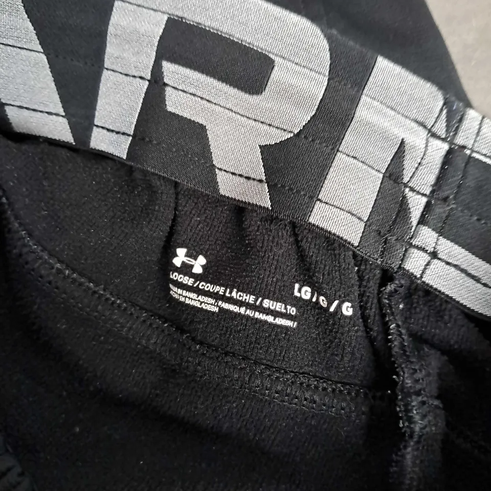 UNDER ARMOUR LOOSE FIT JOGGERS - LARGE
