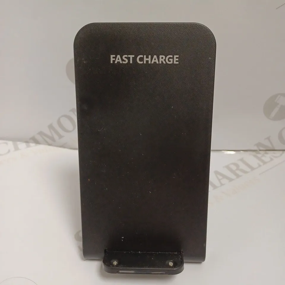 WIRELESS FAST CHARGING DOCK - BLACK