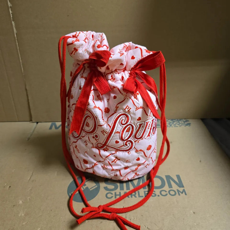 PLOUISE DRAWSTRING COSMETICS BAG TO INCLUDE SHIMMER BODY CREAM, SHIMMER MELTING BODY BALM AND FOAMING BODY WASH