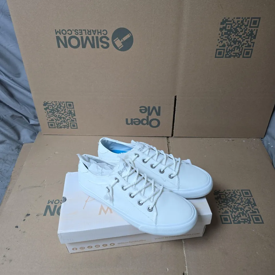BLOWFISH MALIBU WHITE LOW-TOP SNEAKERS UK 7