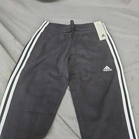 ADIDAS BLACK TRACK PANTS WITH WHITE STRIPES – SIZE S (MEN)