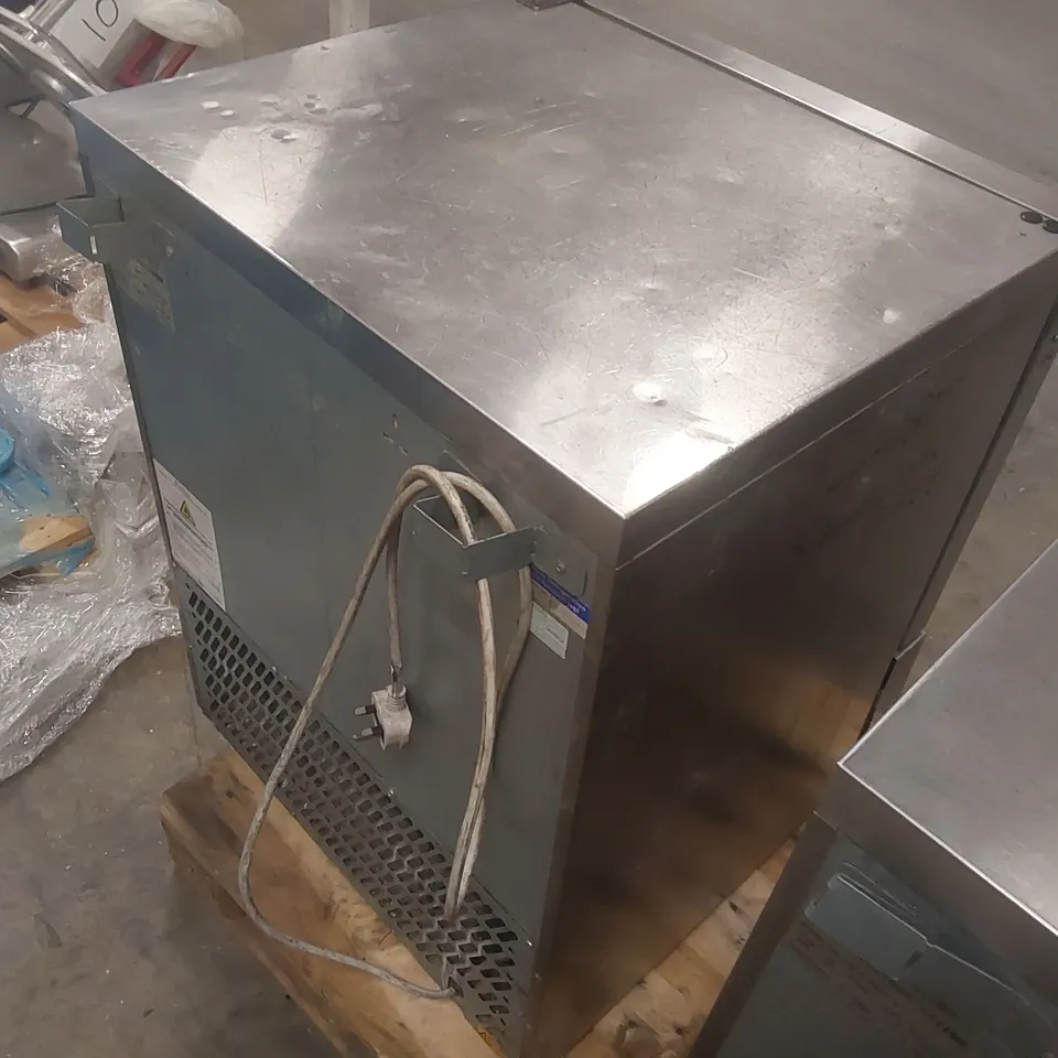 WILLIAMS H5UC R290 R1 COMMERCIAL UNDERCOUNTER REFRIGERATOR