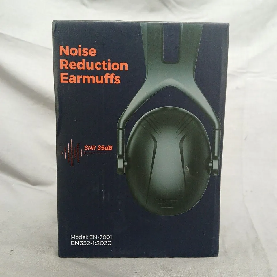 NOISE REDUCTION EARMUFFS EM-7001 – BOXED