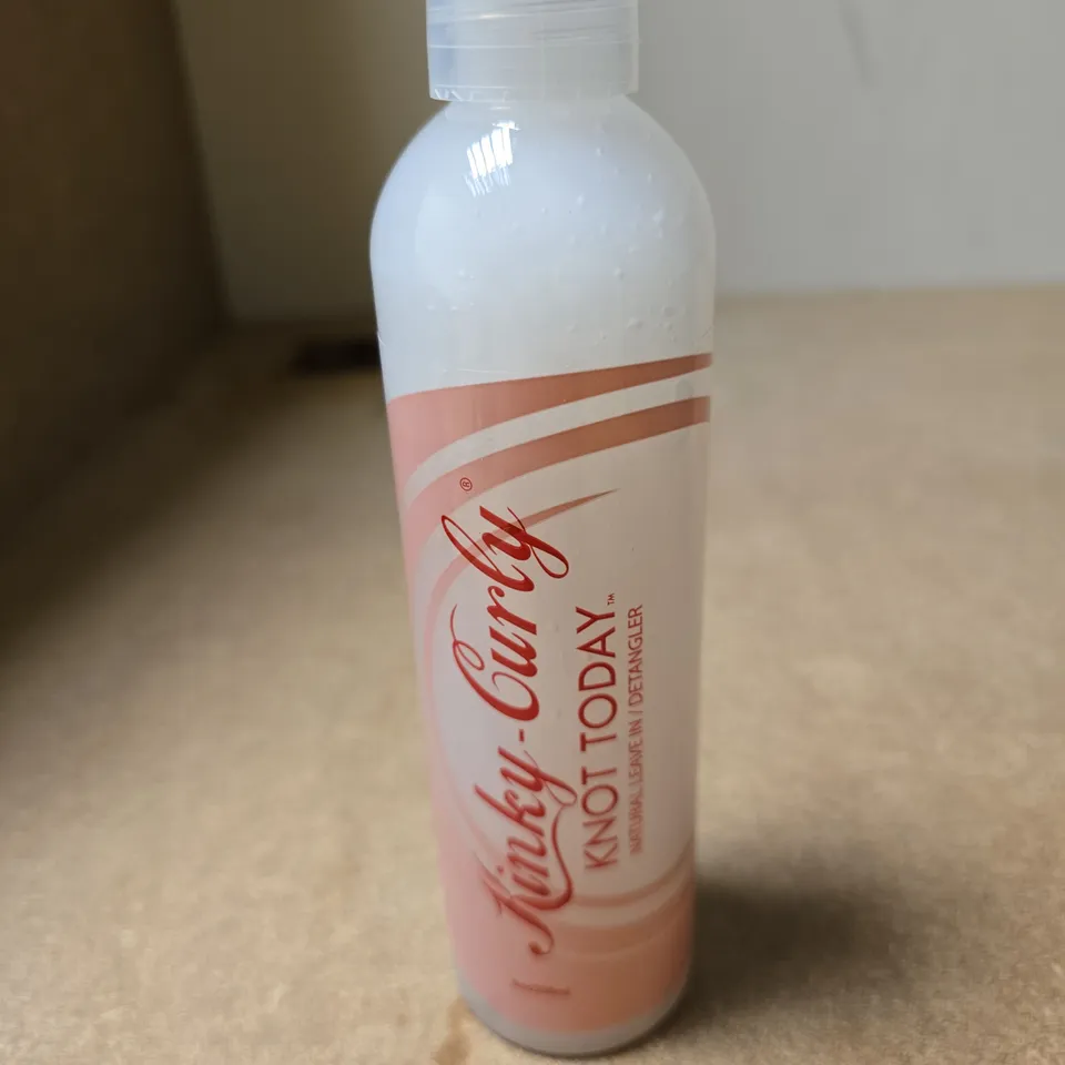 KINKY-CURLY KNOT TODAY DETANGLER – HAIR LEAVE-IN DETANGLER