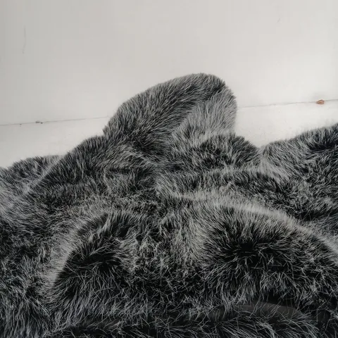 EGO GREY COAT WITH FUR TRIM – WOMEN'S OUTERWEAR 