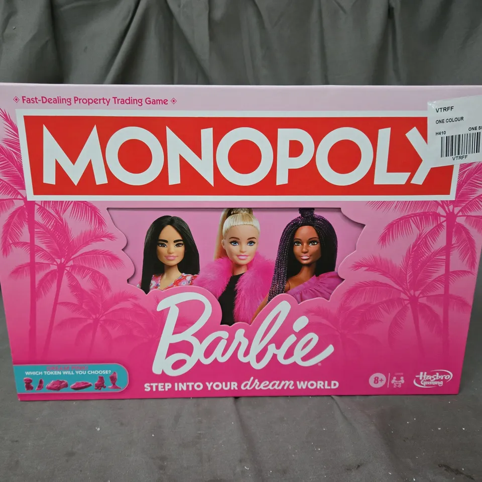 BOXED MONOPOLY BARBIE BOARD GAME  RRP £29.99