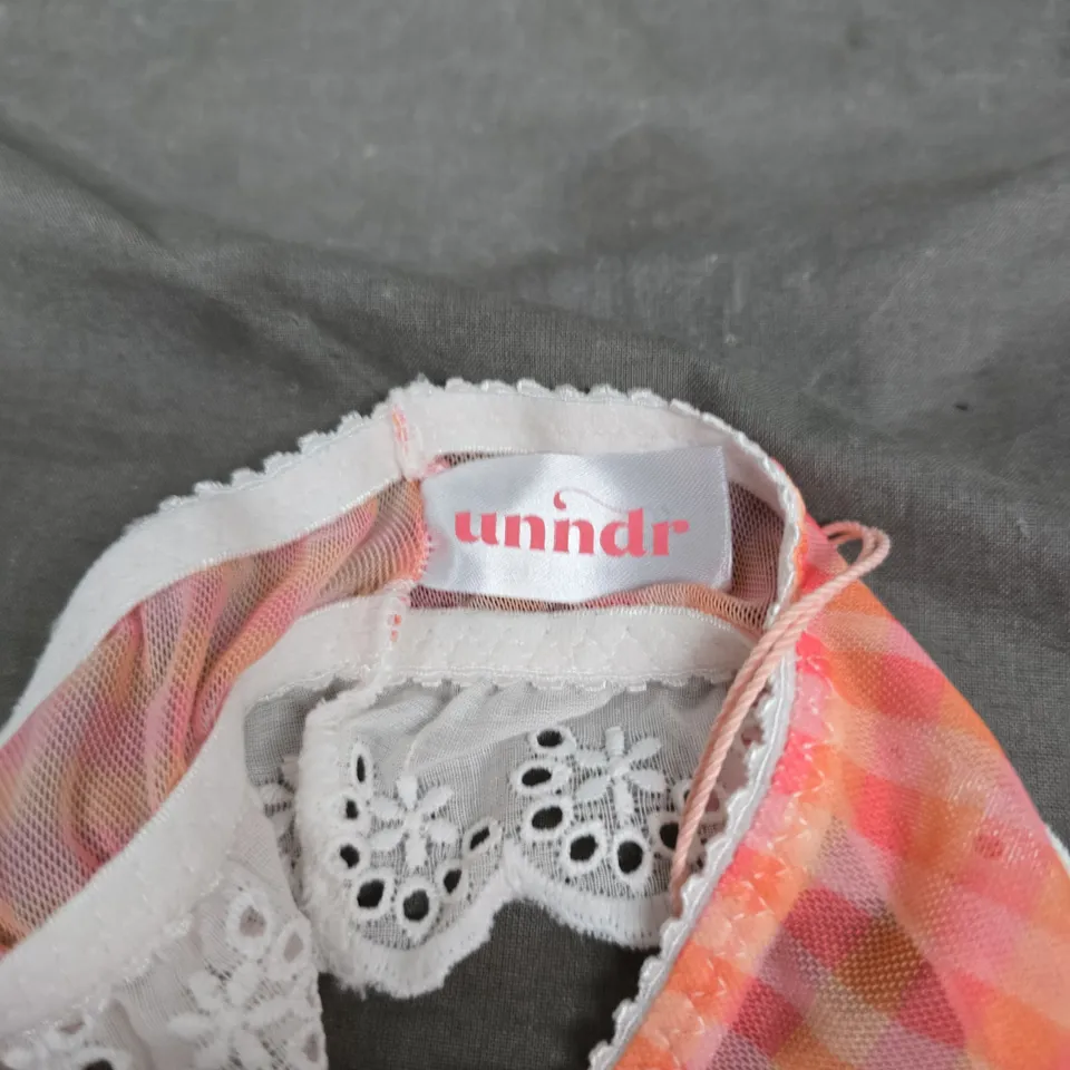 UNDDR WOMEN'S PINK CHECK LACE TRIM BRIEFS XS (UK 8)