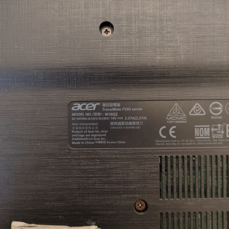 ACER TRAVELMATE P259 SERIES LAPTOP – N16Q2 – LEFT HINGE DAMAGED