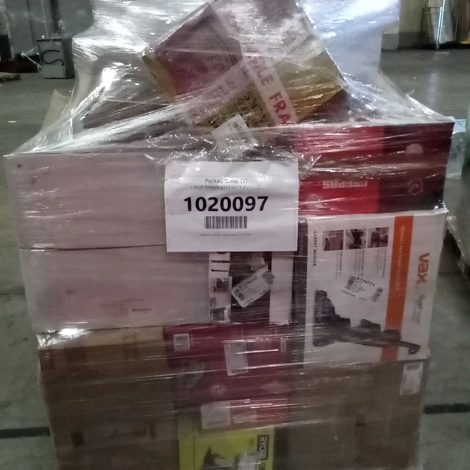 PALLET OF APPROXIMATELY 25 ASSORTED ELECTRICAL ITEMS TO INCLUDE   VACUUM CLEANERS , AIR FRYERS   TOOLS , ETC 